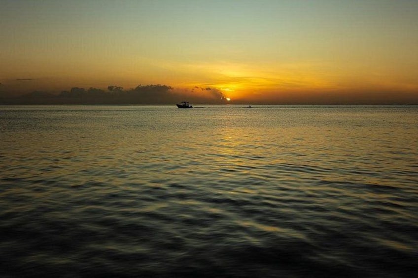 Moorea Sunset Boat Trip 2