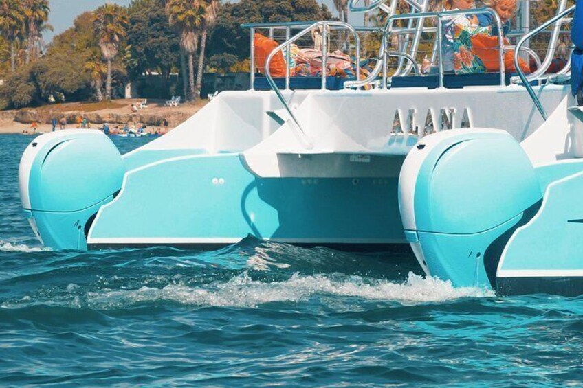 Boat Rental San Diego | Includes Captain, Crew and Bartender! 3