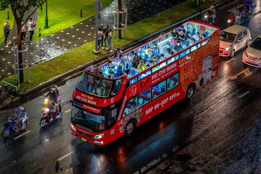 Night Bus Tour in Ho Chi Minh City 3