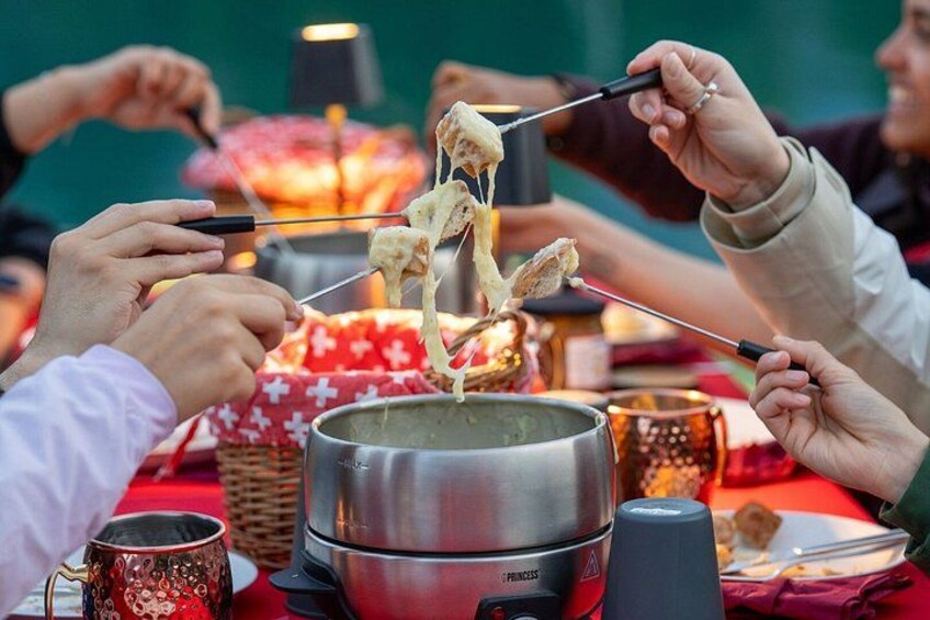 Cheese Fondue Float 5