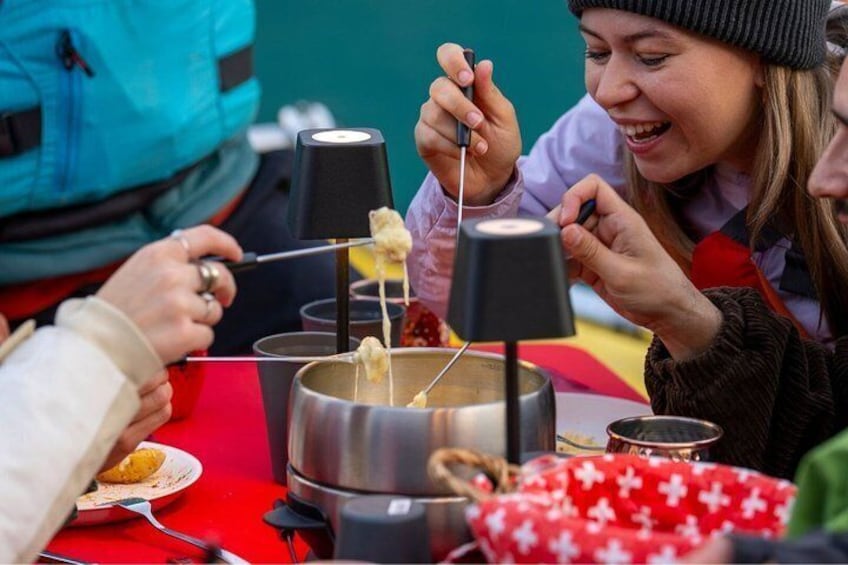 Cheese Fondue Float 1