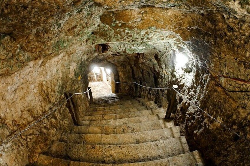 Cenote Ik Kil, stairs 4
