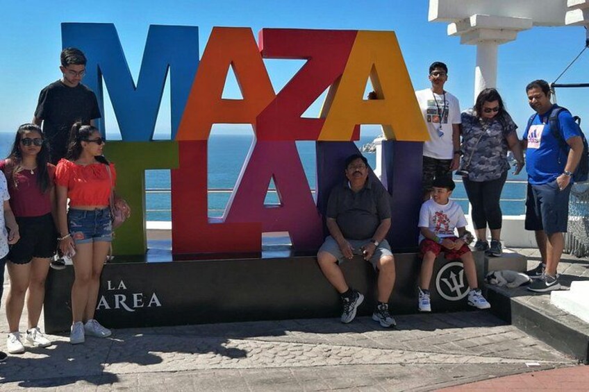 City Tour & Beach Club All Inclusive W Horse Ride & Water Sports 4