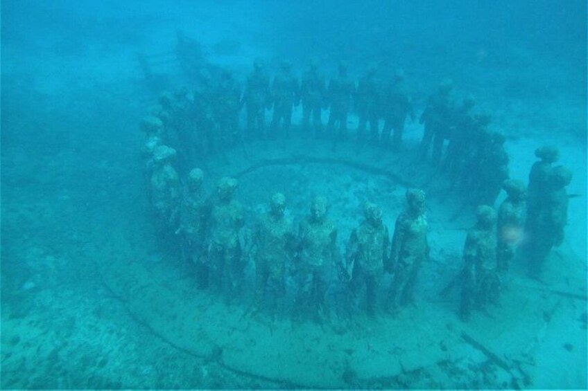 Snorkel Cruise Private Tour to Underwater Sculptures in Grenada 3