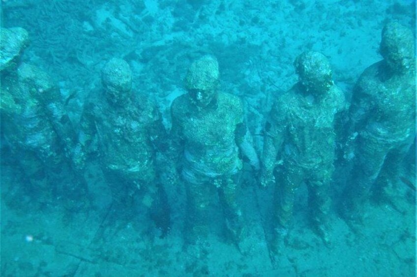 Snorkel Cruise Private Tour to Underwater Sculptures in Grenada 2