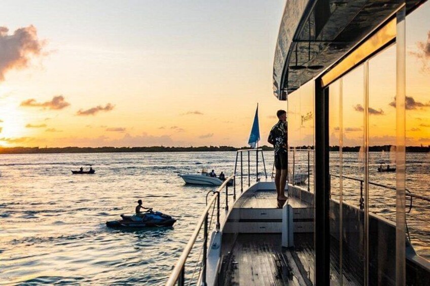 Sunset Cruise Party - All-Inclusive Experience 2