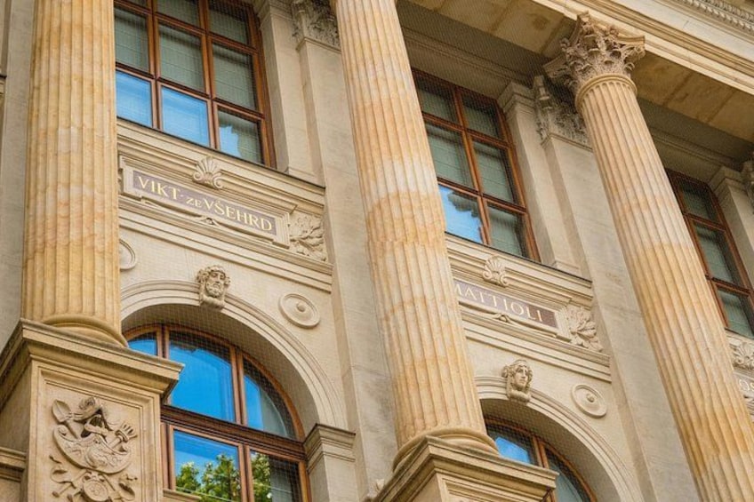 Prague: National Museum Ticket & Online Audioguide City Tour 2