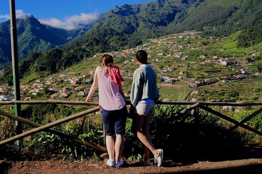 Enchanted Vineyards, Wine 4x4 Tour and Sea Cliff Cabo Girão 1