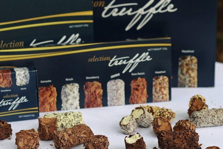 Devonport Gourmet Wine Tour with Chocolate Factory Visit 5
