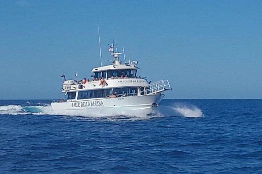 One Day Guided boat tour along the Baunei coast from Arbatax 3