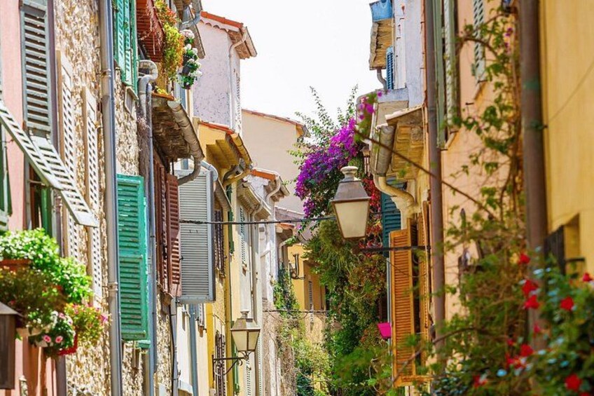 Full day Guided Tour: Cannes, Antibes, St Paul de Vence from Nice 5