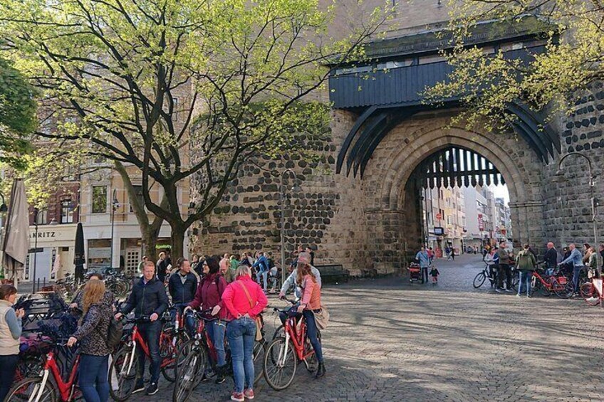 Medieval history at the Eigelstein City Gate 4
