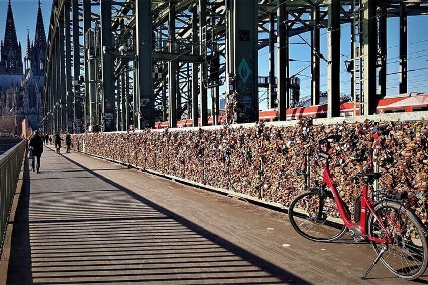 Exclusive E Bike Tour of Cologne with Guide in Small Group 2