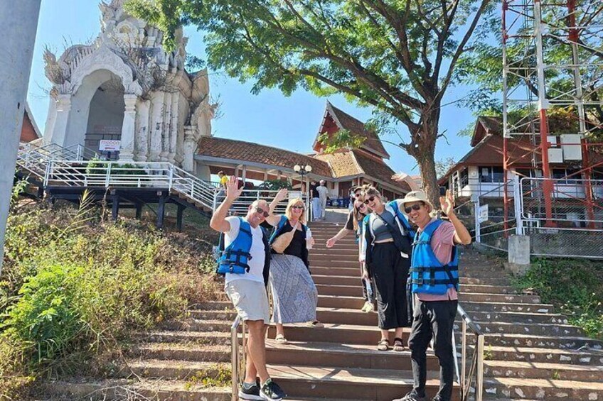 Full Day Group Tour in Chiang Rai 5