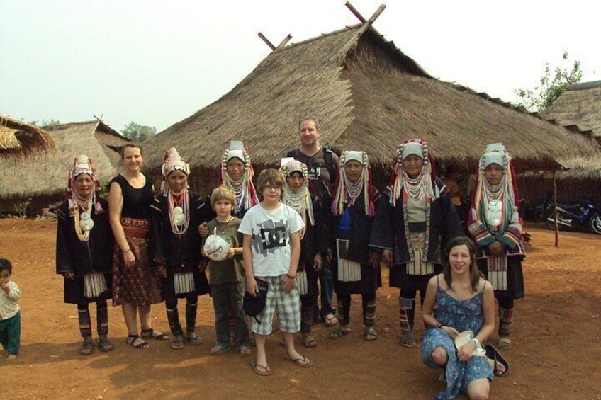Full Day Group Tour in Chiang Rai 3