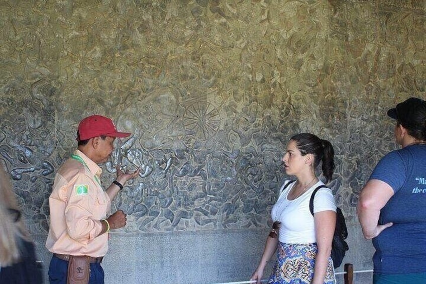 2 Days Guided Historical Tour in Angkor 2