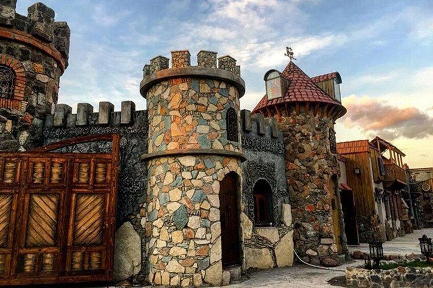 Full Day Wine Tour to Voskevaz and Dashtadem Fortress 1