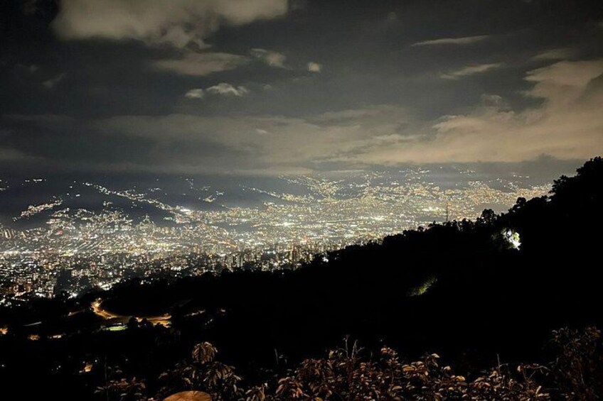 Private Night Tour: Scenic Viewpoints of Medellín 2