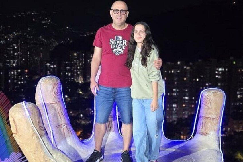Private Night Tour: Scenic Viewpoints of Medellín 4