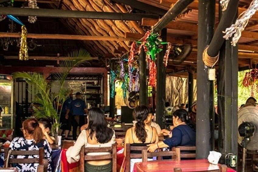 Restaurant to taste Puerto Vallarta's Delights. 2