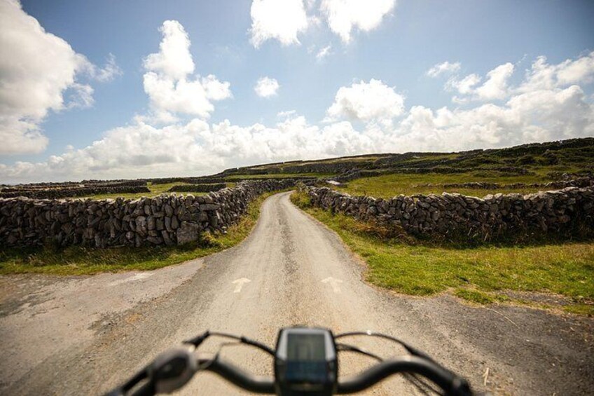 The rolling stone walls. 2