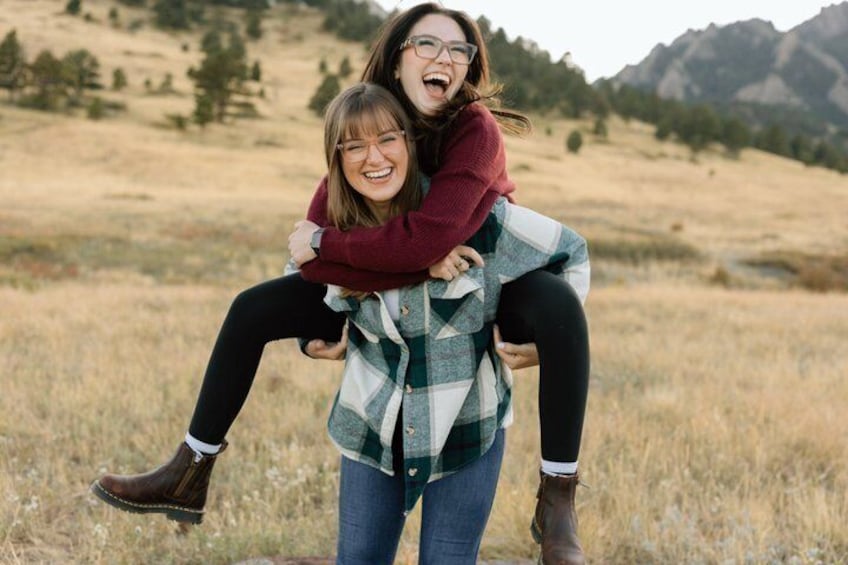 Scenic Mountain Photoshoot in Boulder, Colorado 3