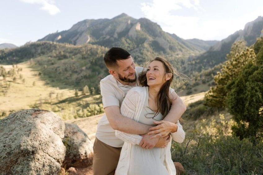 Scenic Mountain Photoshoot in Boulder, Colorado 1
