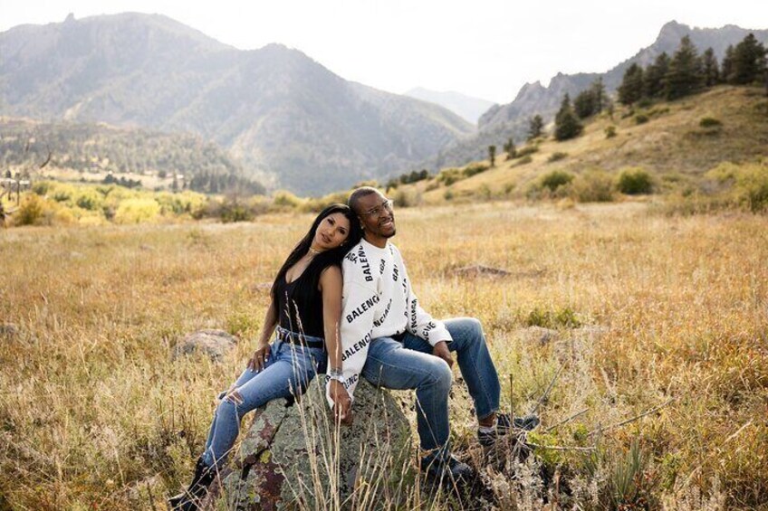 1-Hour Private Scenic Mountain Photoshoot in Boulder