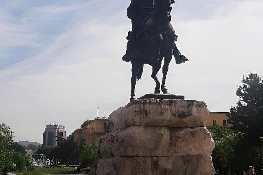 Tirana Walking Tours 2