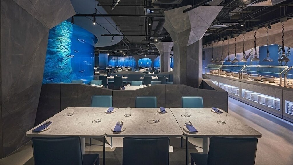 Penguin Cove Buffet Lunch 2