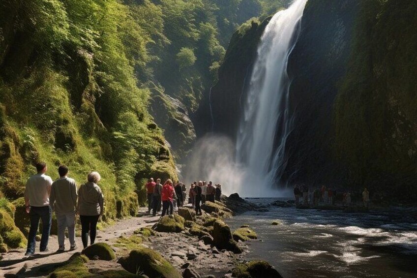 Full-Day Private Whispers of Kerry Emerald Dreams Tour from Cork