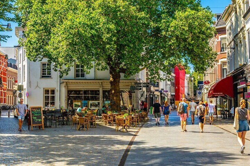 Historical Private Tour with Local Guide in Breda