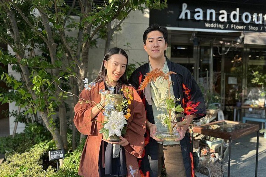Japanese flower arranging (Ikebana) Experience/Workshop in Tokyo 5