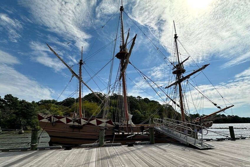 Replica of the original ship that sailed to Jamestown in 1607 1