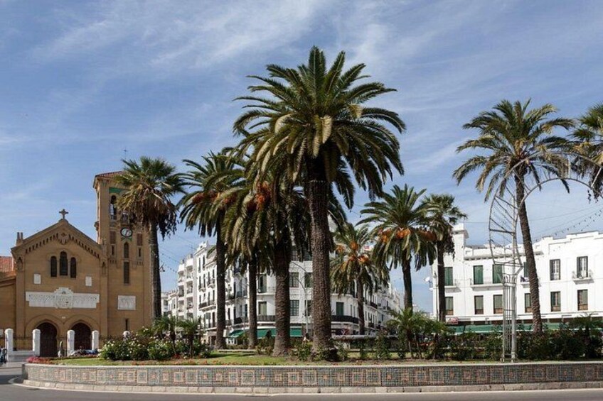 Tetouan Adventure : Guided Tour and Traditional Lunch from Malaga 2