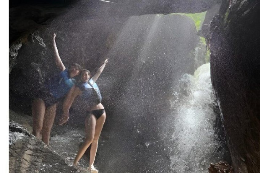 Charco Azul, Hidden Caves, Waterfalls, Beach, Free Adult Drinks 2