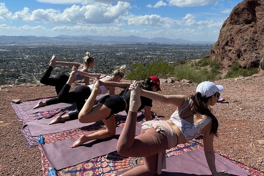 Good stretch yoga session mid hike 5