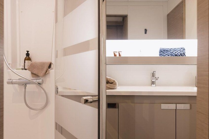 Mykonos: Luxury Catamaran Cruise with Meal, Drinks & Transport 2