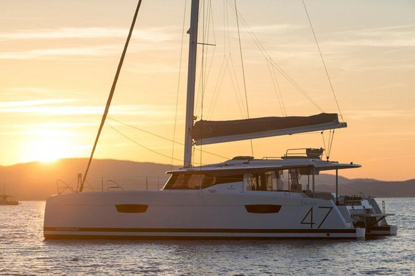 Mykonos: Brand-New Catamaran Cruise with Meal, Drinks & Transport 2