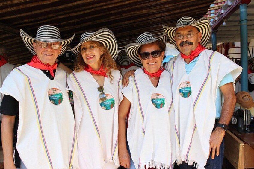 Coffee tour in Medellín with tastings and transportation 2