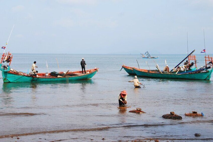 Small Group Tour One Day Phnom Penh to Kampot and Kep