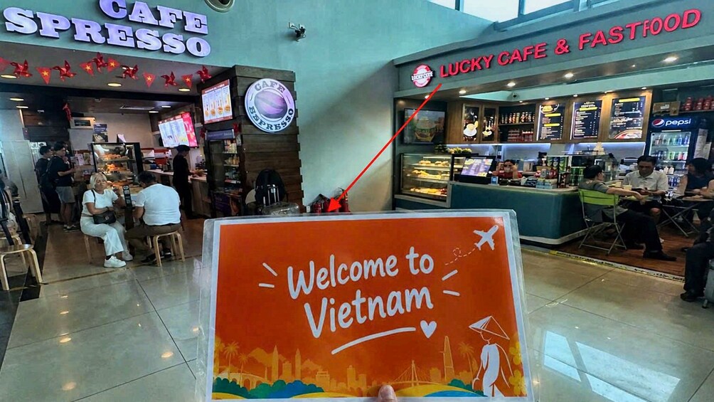 Vietnam: Tan Son Nhat (SGN) International Airport Fast Track Service 3