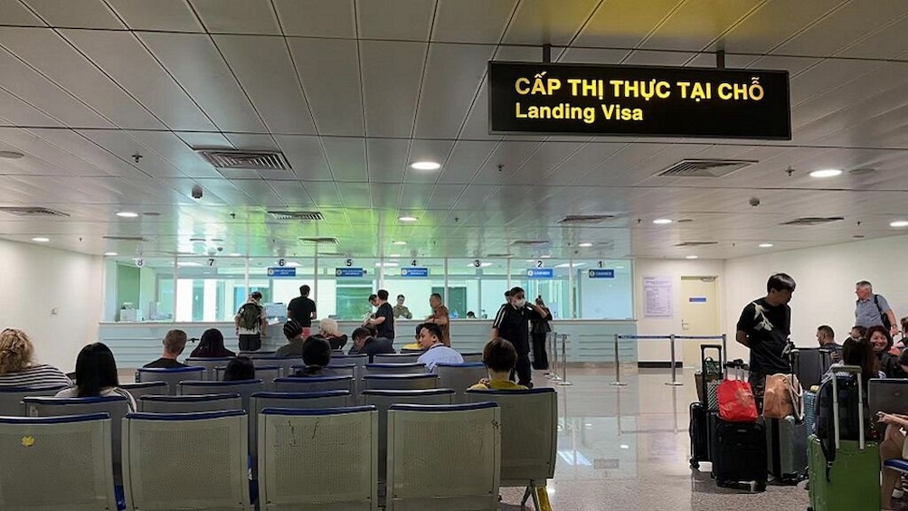 Vietnam: Da Nang (DAD) International Airport Fast Track Service 5