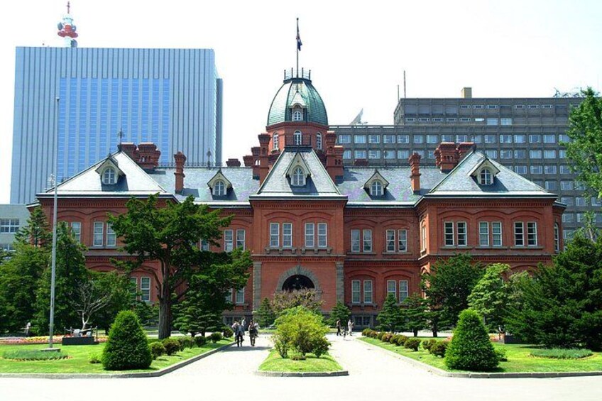 Full-day City Tour of Sapporo with Guide from Niseko 1