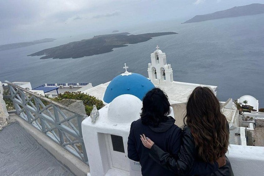 Santorini Private Customizable Land Tour with Local Driver 3