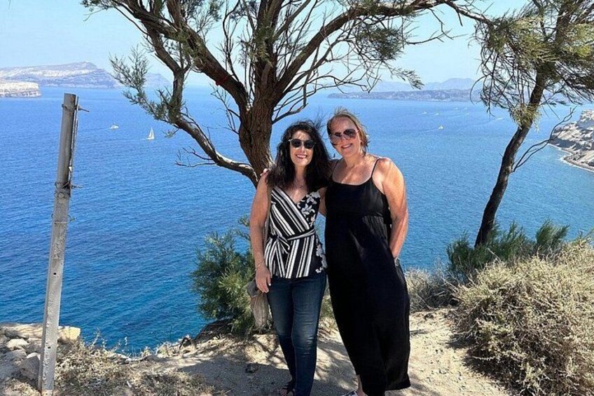 Santorini Private Customizable Land Tour with Local Driver 3
