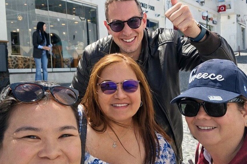 Santorini Private Customizable Land Tour with Local Driver 2