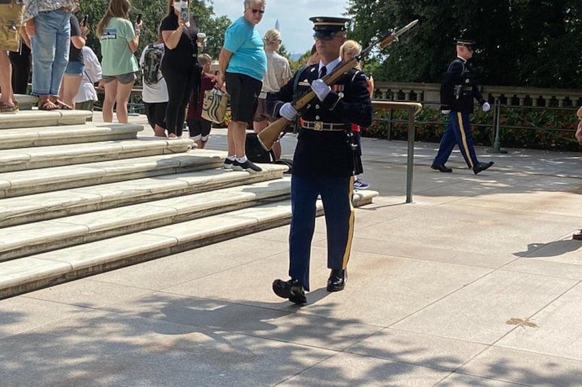 A solemn and unforgettable experience at Arlington National Cemetery. 3