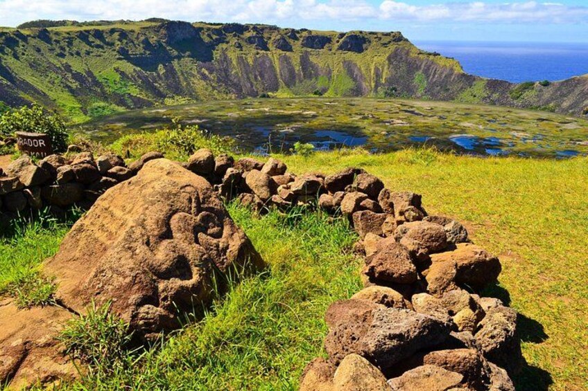 2 Days Highlights Tour in Easter Island Moai and Nature 3