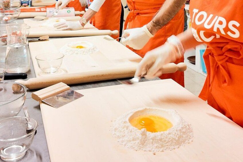 Bologna Local Pasta Cooking Class, Ragu, Spritz, Wine & Gelato 5